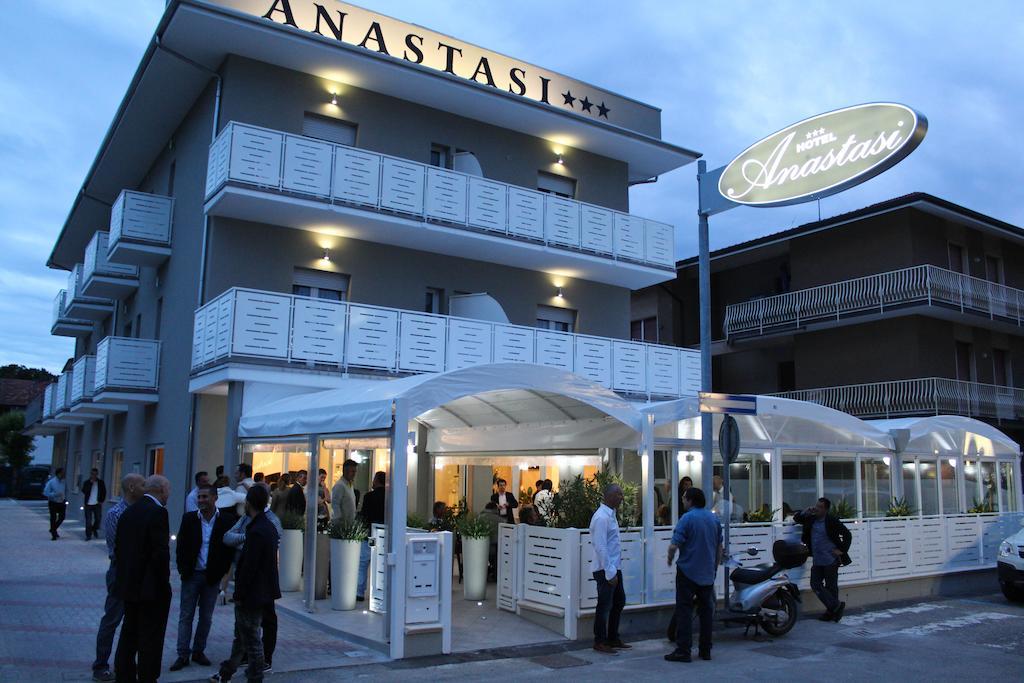 Anastasi Hotel E Residence Cervia Exterior photo